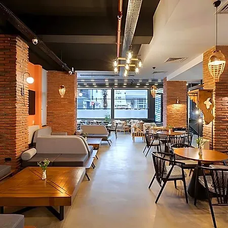 ホテル Afflon Loft アンタルヤ
